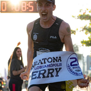 Campeão da Meia Maratona de Floripa